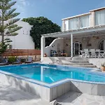Cavos Paros Two-bedroom With Private Pool & Jacuzzi Alikí
