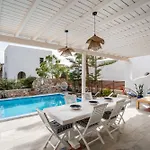 Cavos Paros Two-bedroom With Private Pool & Jacuzzi Сasa de vacaciones *