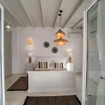 Cavos Paros Two-bedroom With Private Pool & Jacuzzi *