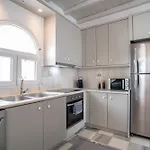 Cavos Paros Two-bedroom With Private Pool & Jacuzzi
