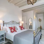 Cavos Paros Two-bedroom With Private Pool & Jacuzzi * Alikí