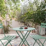 Cavos Paros Two-bedroom With Private Pool & Jacuzzi Сasa de vacaciones