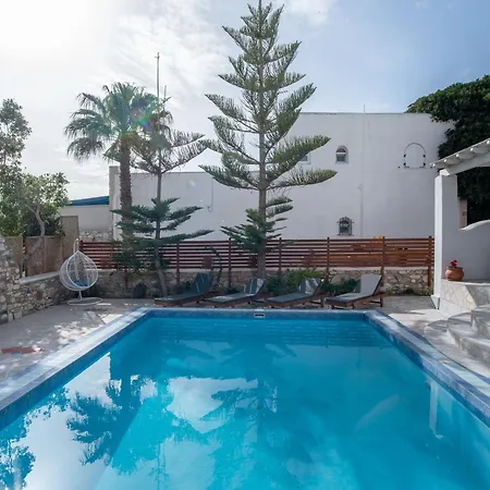 Σπίτι διακοπών Cavos Paros Two-bedroom With Private Pool & Jacuzzi