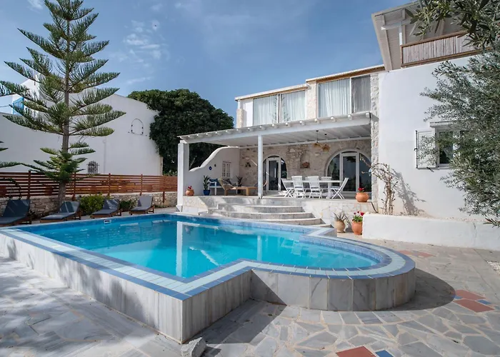 Cavos Paros Two-bedroom With Private Pool & Jacuzzi