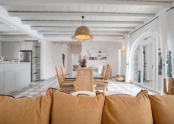 Cavos Paros Two-bedroom With Private Pool & Jacuzzi