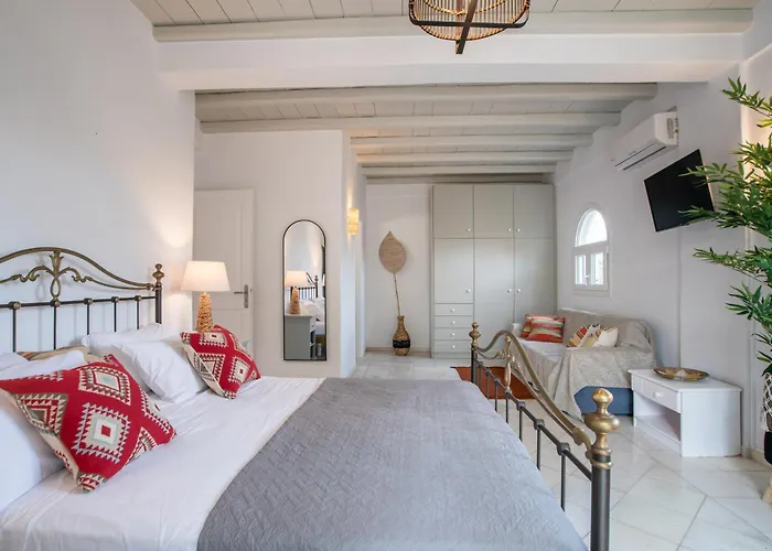 Cavos Paros Two-bedroom With Private Pool & Jacuzzi Nyaraló *