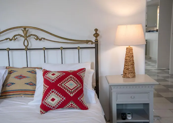 Nyaraló Cavos Paros Two-bedroom With Private Pool & Jacuzzi *