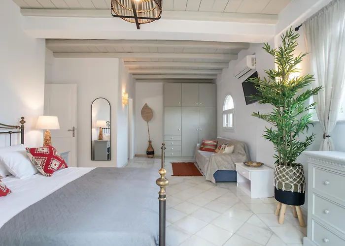 Nyaraló Cavos Paros Two-bedroom With Private Pool & Jacuzzi