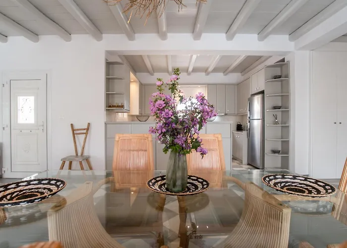 Nyaraló Cavos Paros Two-bedroom With Private Pool & Jacuzzi *