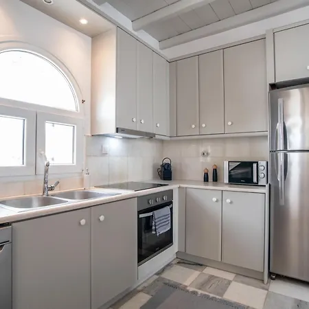 Cavos Paros Two-bedroom With Private Pool & Jacuzzi