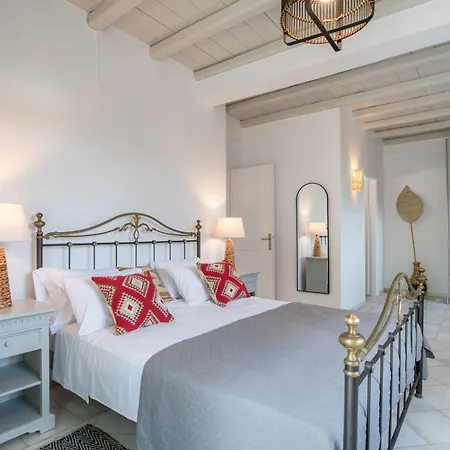 Cavos Paros Two-bedroom With Private Pool & Jacuzzi * Alikí