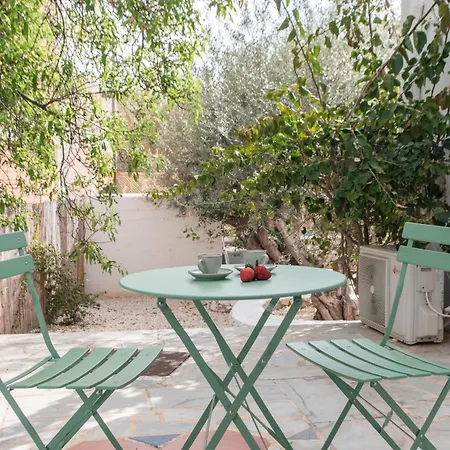 Cavos Paros Two-bedroom With Private Pool & Jacuzzi בית נופש