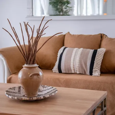 Cavos Paros Two-bedroom With Private Pool & Jacuzzi Alikí