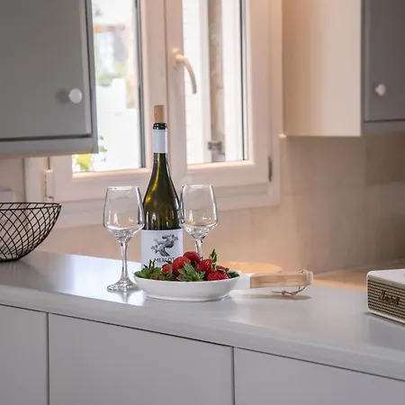 Cavos Paros Two-bedroom With Private Pool & Jacuzzi בית נופש *