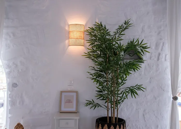 Cavos Paros Two-bedroom With Private Pool & Jacuzzi *