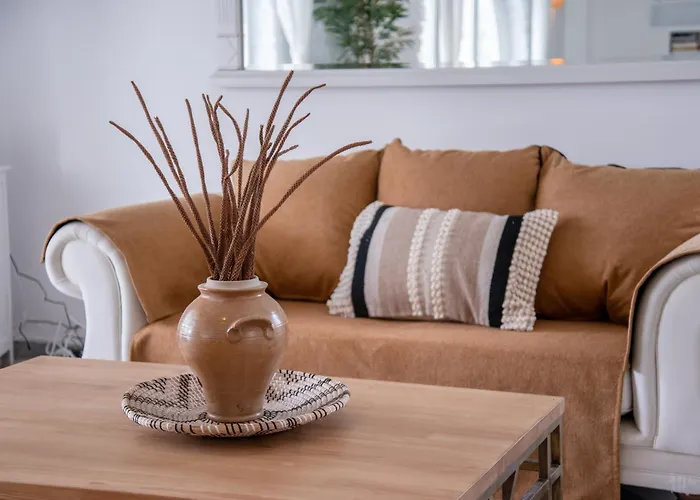 Cavos Paros Two-bedroom With Private Pool & Jacuzzi Alikí